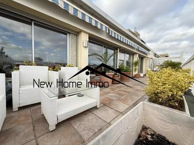 Appartement - 135 m² - 4 pièces