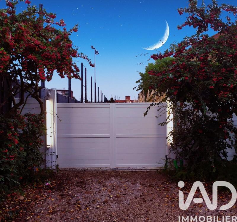 Maison de maîtres - 394 m² - 9 pièces