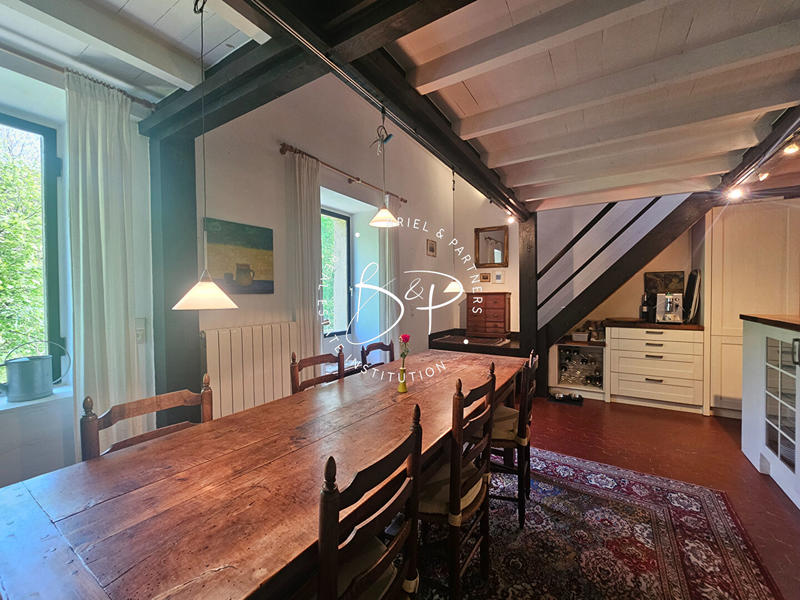 Maison - 187 m² - 4 pièces