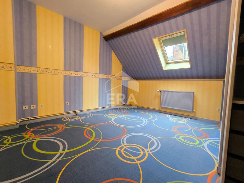 Maison - 214 m² - 6 pièces