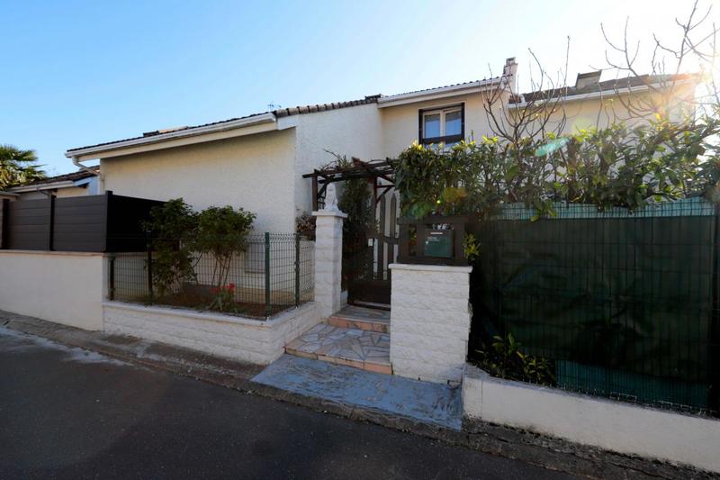 Maison - 106 m² - 7 pièces