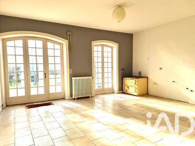 Maison de ville - 264 m² - 9 pièces