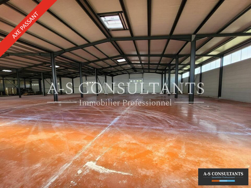 Entrepôt - 600 m²