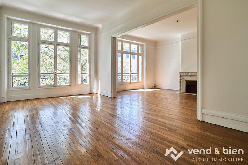 Appartement - 147 m² - 5 pièces