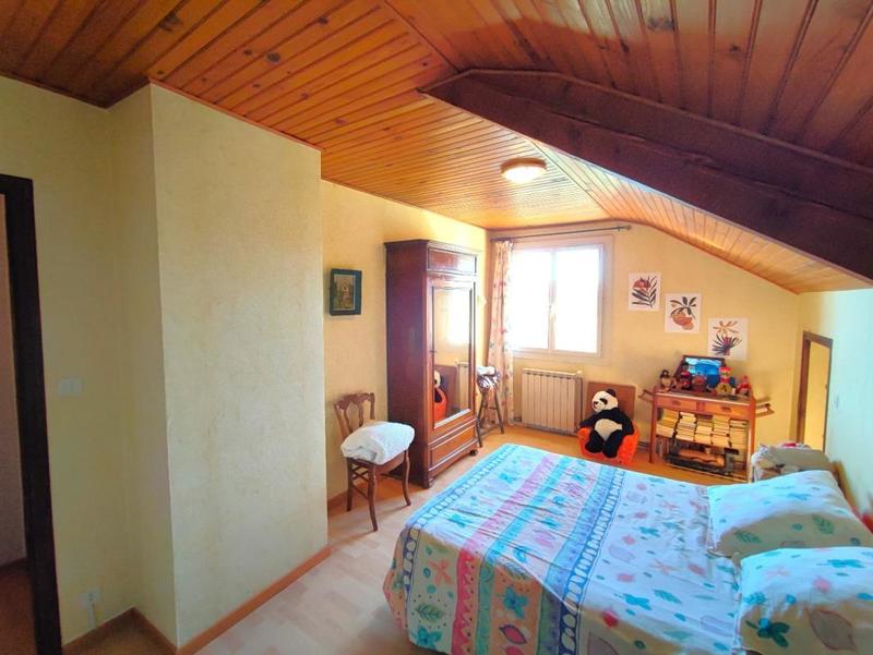 Propriété - 231 m² - 7 pièces