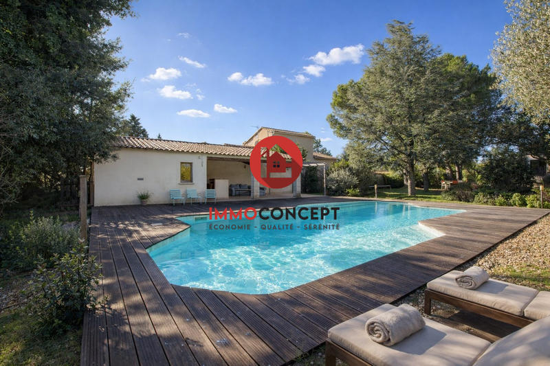 Villa - 260 m² - 7 pièces