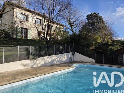 Maison - 160 m² - 6 pièces