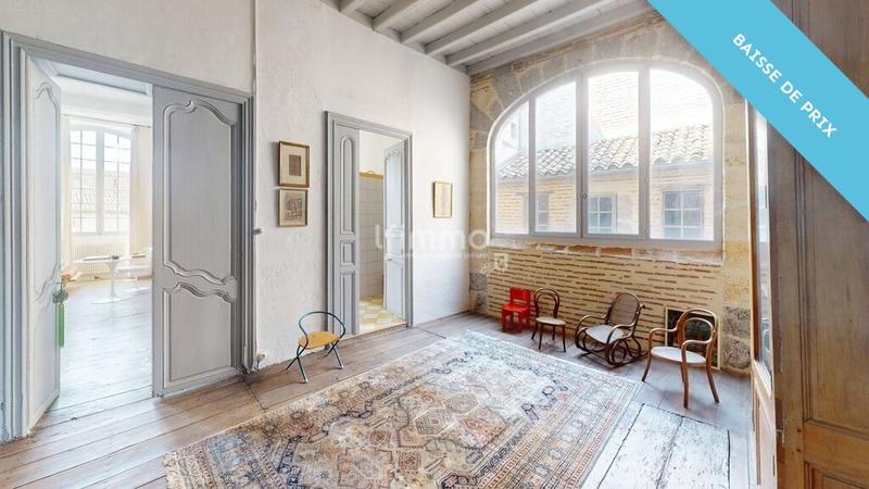 Demeure - 644 m² - 25 pièces