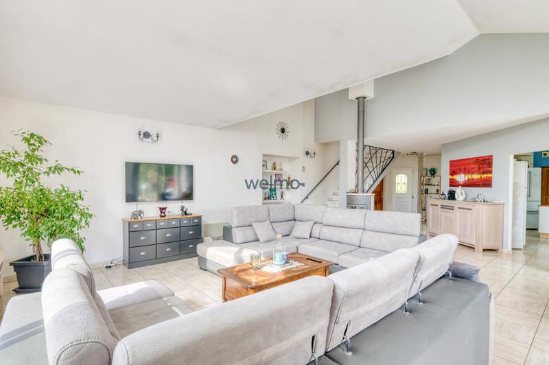 Maison - 176 m² - 6 pièces