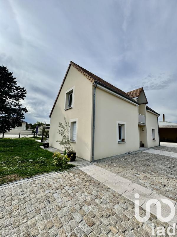 Maison - 200 m² - 6 pièces