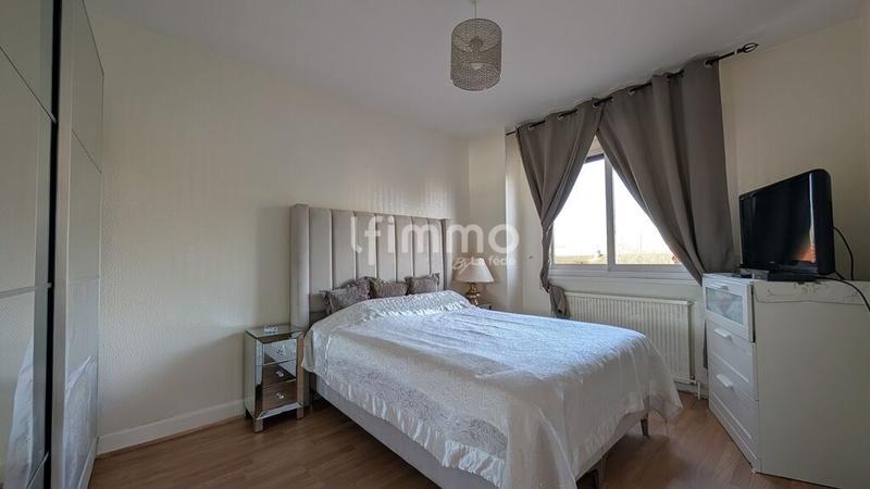 Maison - 121 m² - 5 pièces