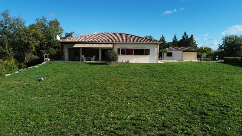 Maison - 145 m² - 5 pièces