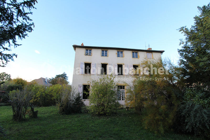 Maison - 300 m² - 14 pièces