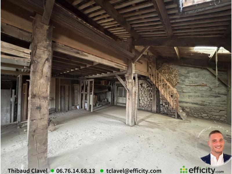 Grange - 226 m² - 2 pièces