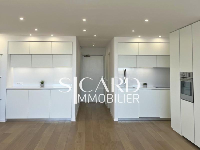 Appartement - 94 m² - 4 pièces
