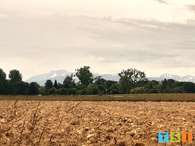 Terrain constructible - 3 000 m²