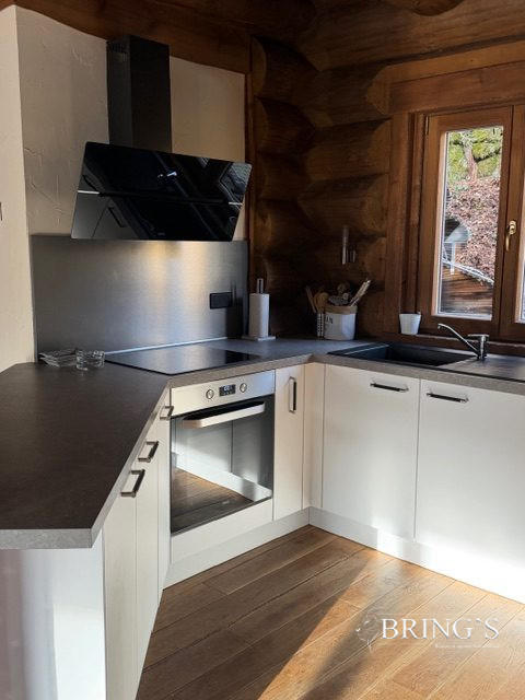 Châlet - 205 m² - 7 pièces