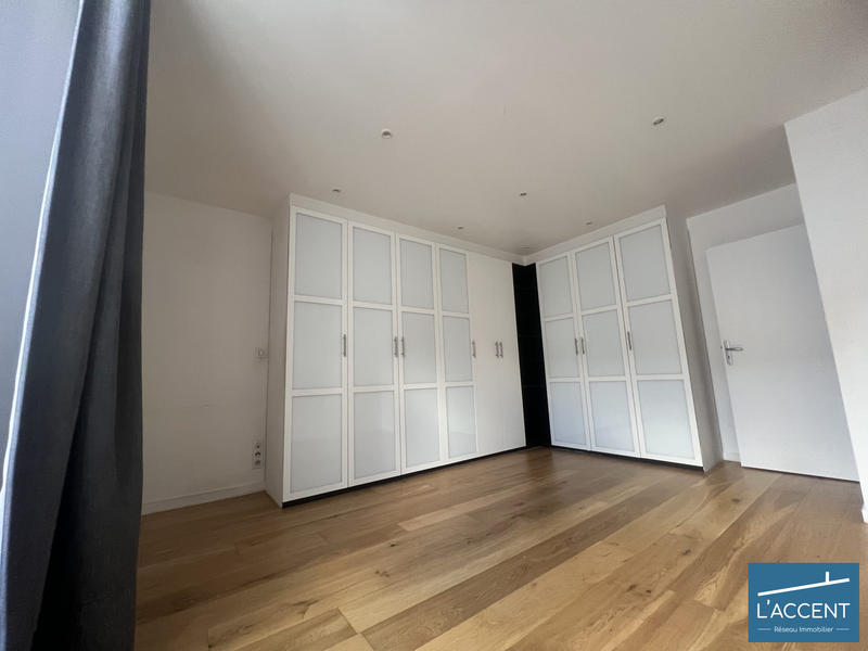 Appartement - 129 m² - 5 pièces