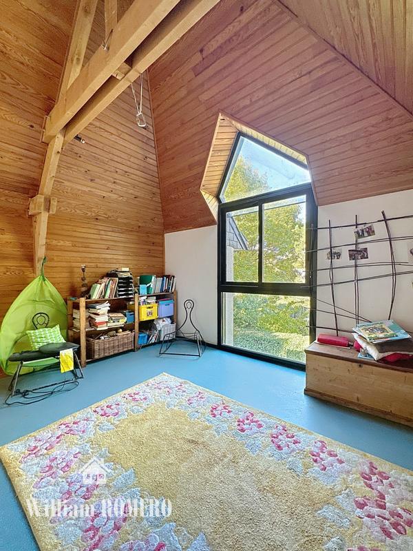 Villa - 236 m² - 7 pièces