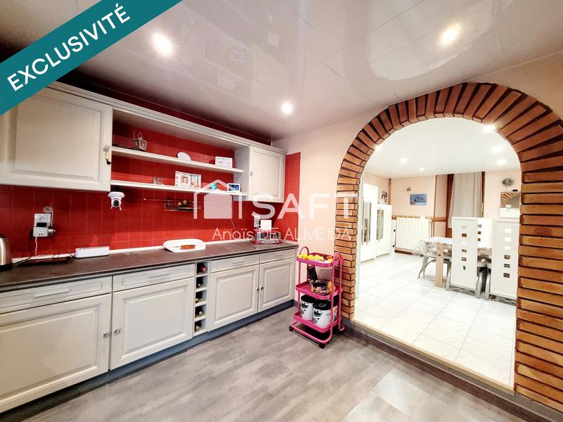 Maison - 224 m² - 7 pièces