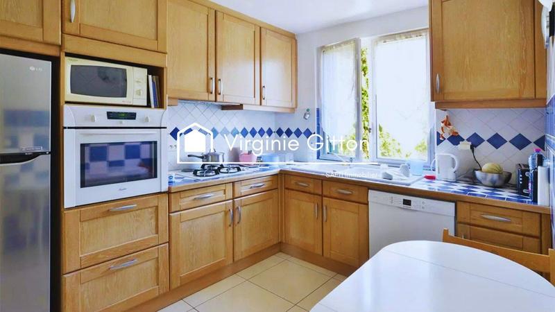 Maison - 107 m² - 4 pièces