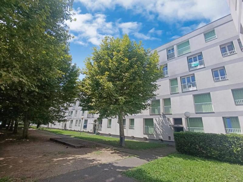 Appartement - 87 m² - 6 pièces