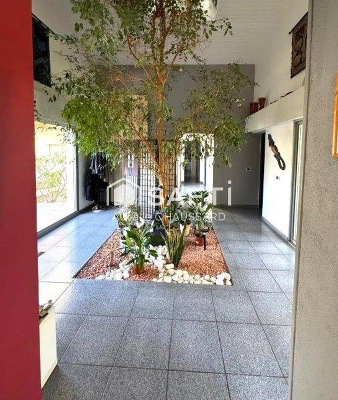 Maison - 171 m² - 6 pièces