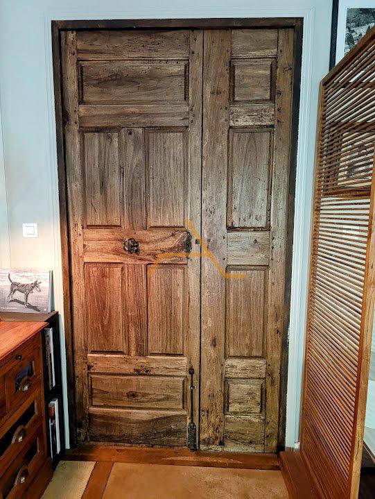 Villa - 240 m² - 8 pièces