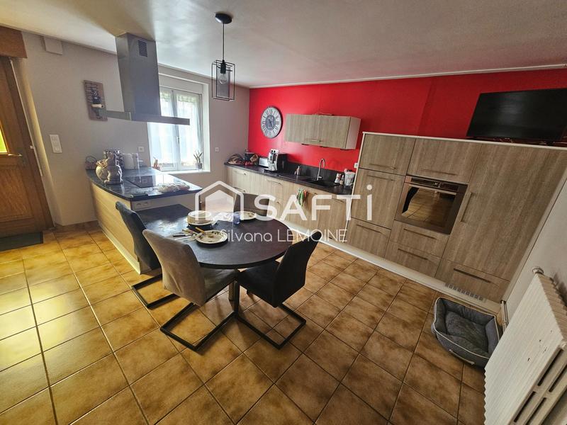 Maison - 214 m² - 7 pièces