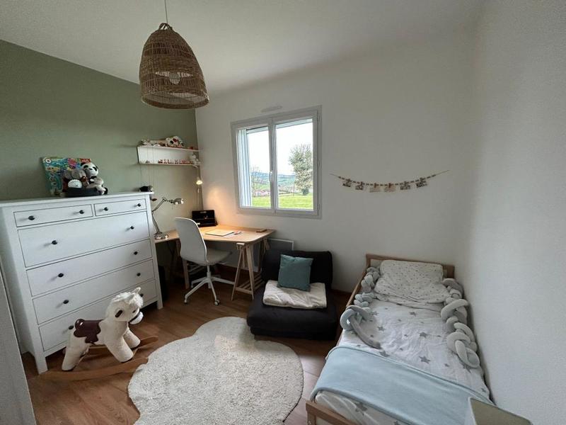 Maison - 99 m² - 4 pièces