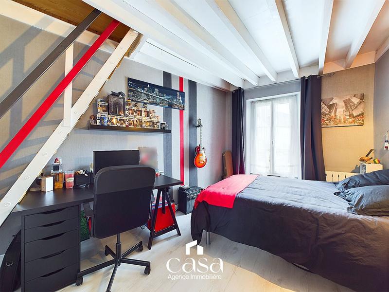 Maison - 188 m² - 7 pièces