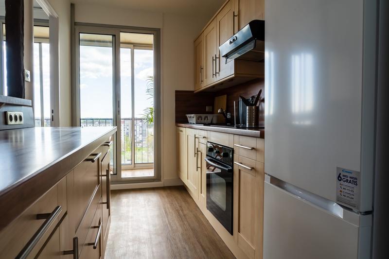 Appartement - 98 m² - 5 pièces