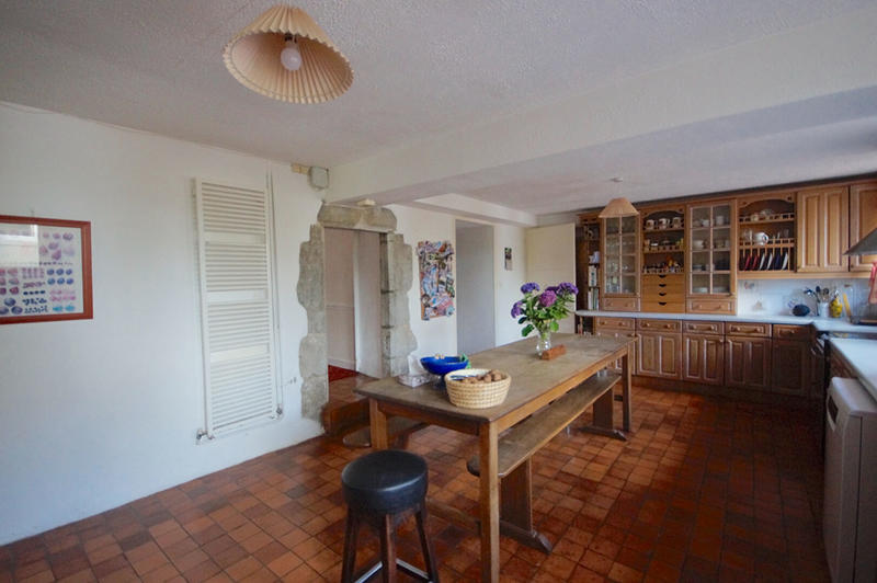 Demeure - 350 m² - 10 pièces