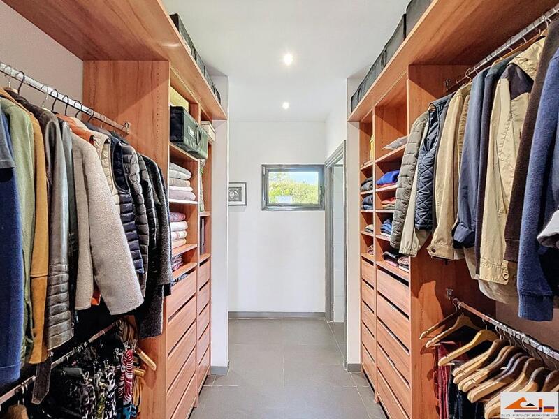 Villa - 154 m² - 5 pièces