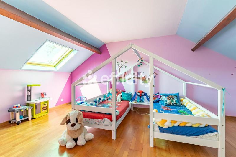 Maison - 155 m² - 6 pièces