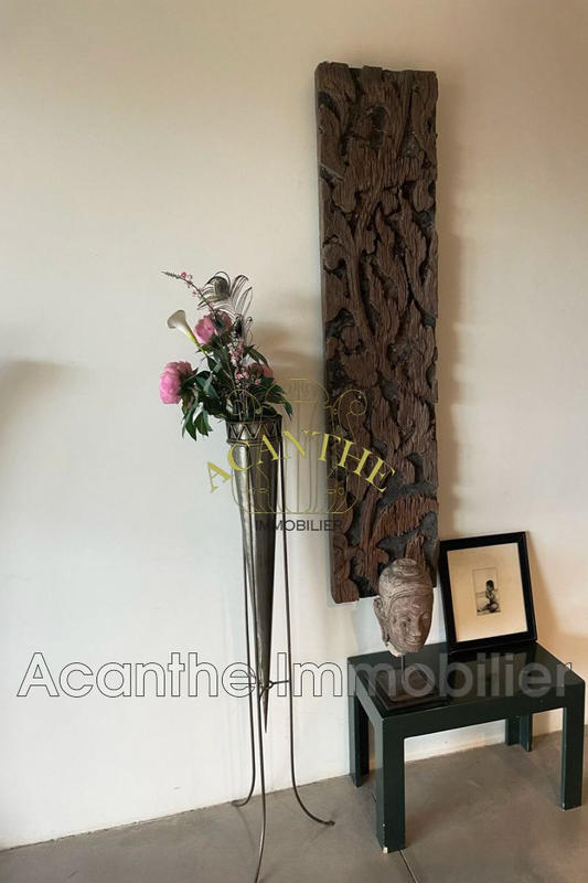 Maison - 300 m² - 6 pièces