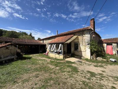 Propriété - 106 m² - 4 pièces