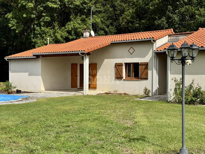 Maison - 186 m² - 7 pièces