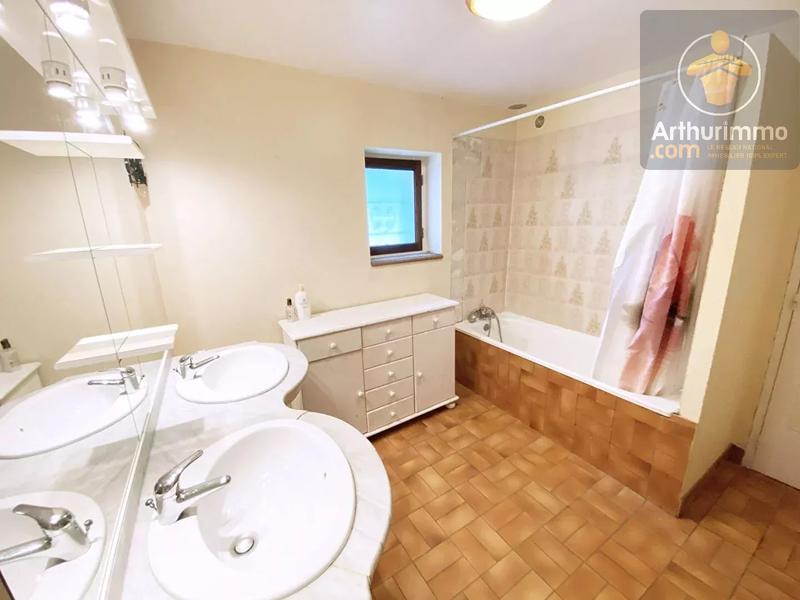 Maison - 175 m² - 7 pièces