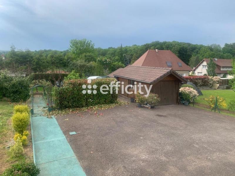 Maison - 148 m² - 8 pièces