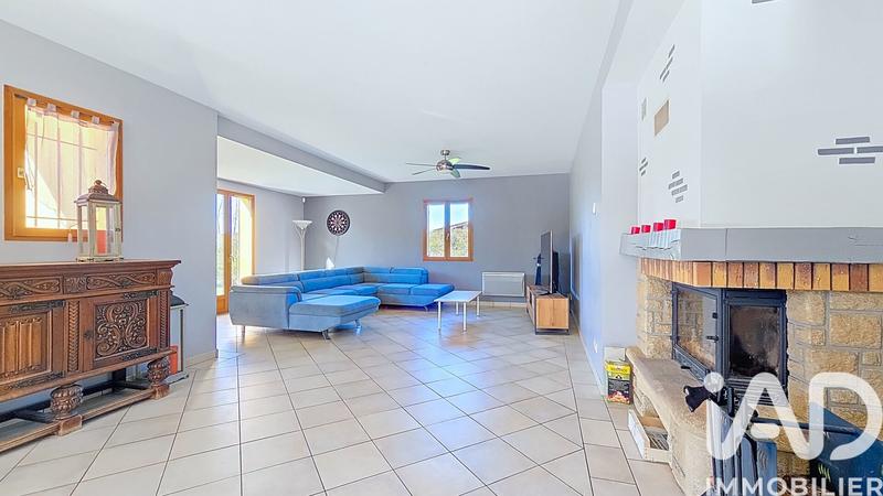 Maison - 161 m² - 7 pièces