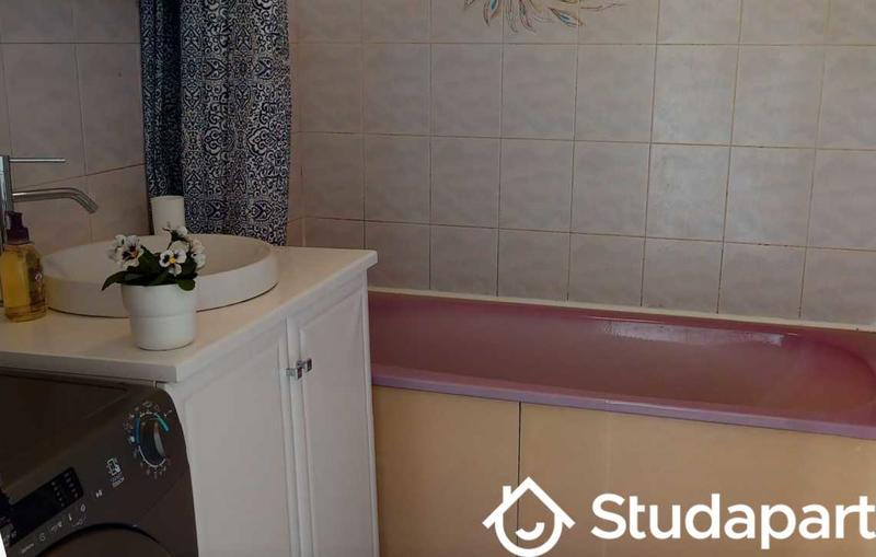 Appartement - 66 m² - 1 pièce