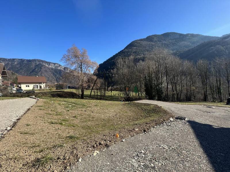 Terrain - 647 m²