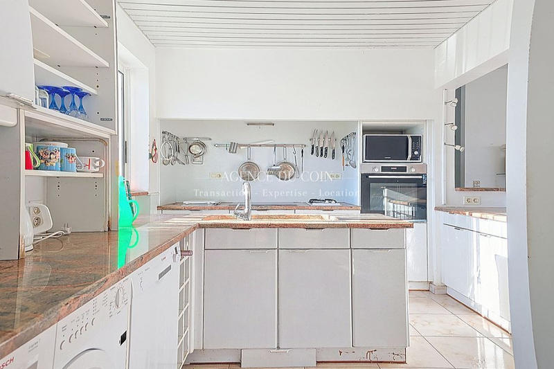 Maison - 199 m² - 7 pièces