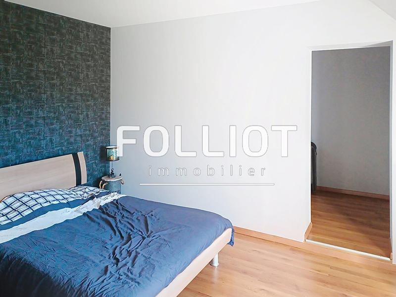 Maison - 245 m² - 9 pièces