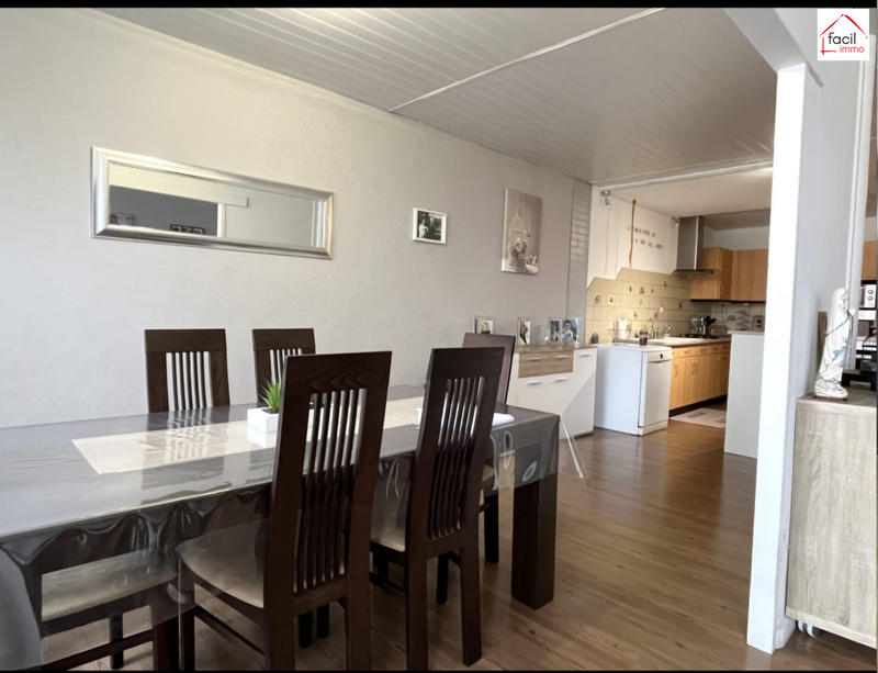 Maison - 320 m² - 10 pièces