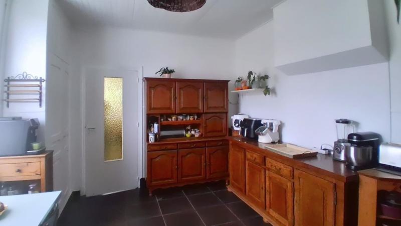 Maison - 185 m² - 7 pièces