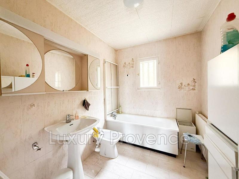 Propriété - 124 m² - 4 pièces