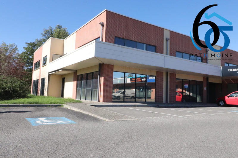 Local commercial - 279 m² - 8 pièces