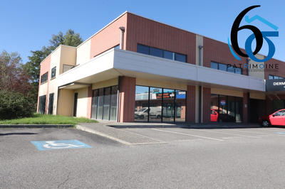 Local commercial - 279 m² - 8 pièces